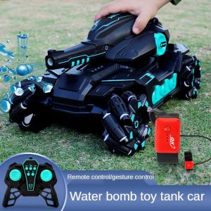 RC Car Large 4WD Tank Water Bomb Shooting Competitive