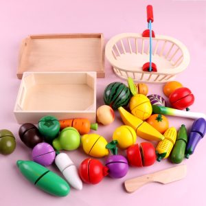 Kids Wooden Simulation Fruit and Vegetable Kitchen Toy Boy and Girl Magnetic Mini Food Combination Pretend Play House Toys Gift